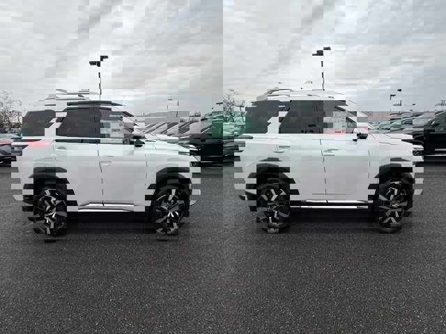 New 2025 Nissan Pathfinder Platinum w/ Cargo Package image 4