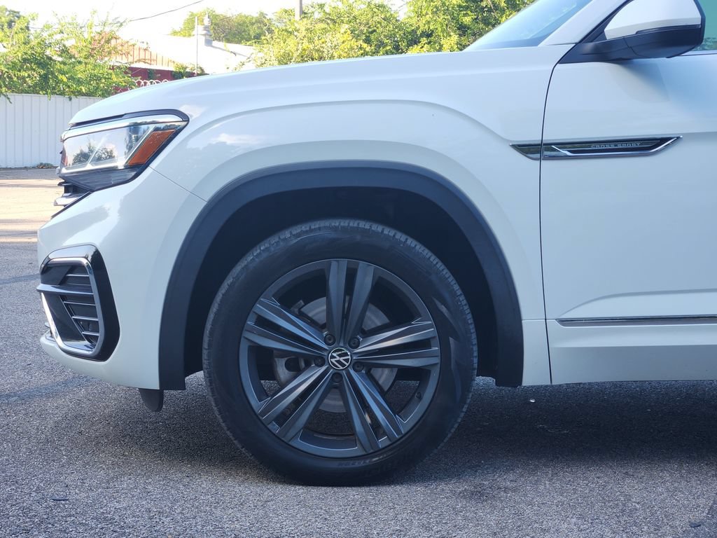 Used 2020 Volkswagen Atlas Cross Sport SE w/ Panoramic Sunroof Package AWD/4WD image 7