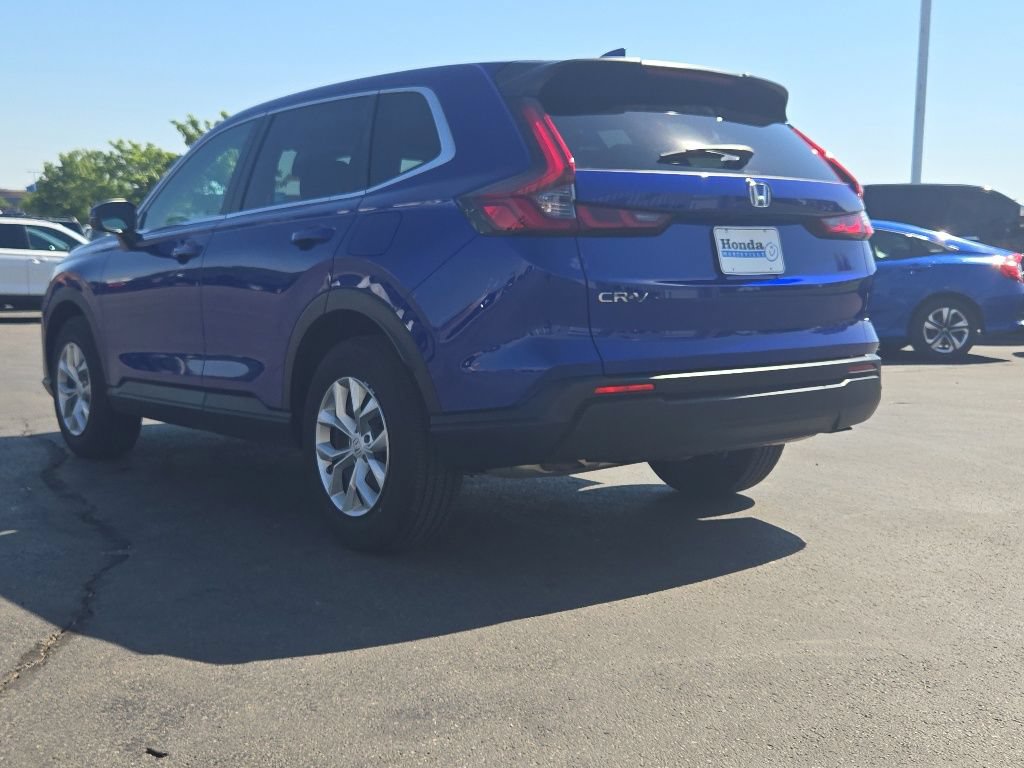 Used 2025 Honda CR-V LX image 5