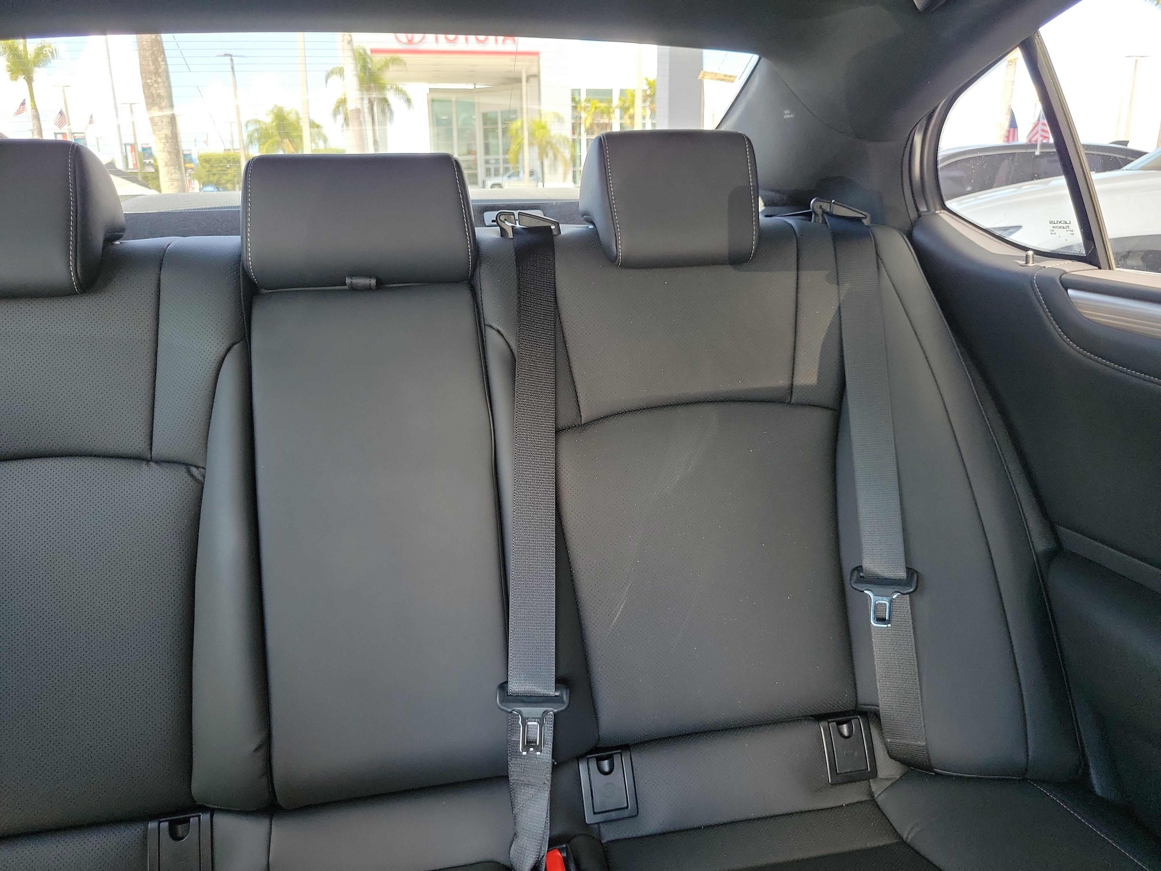 Used 2024 Lexus ES 350 F Sport w/ Accessory Package (Z2) FWD image 20