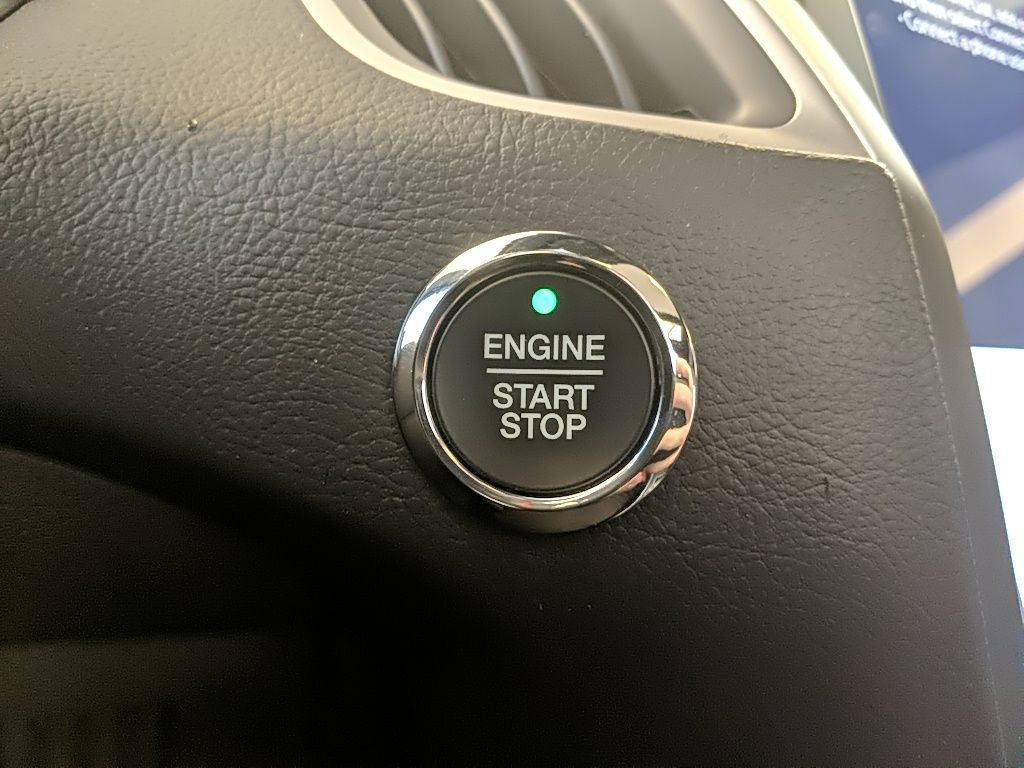 Used 2022 Ford Edge ST-Line AWD/4WD image 25