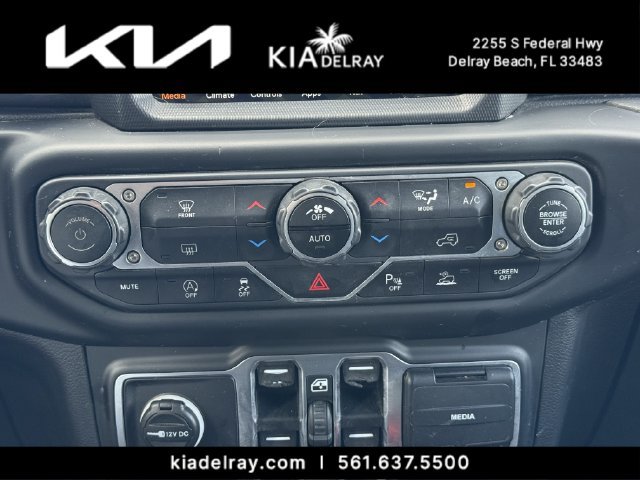 Used 2021 Jeep Wrangler Unlimited Sahara AWD/4WD image 24