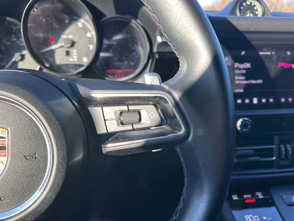 Used 2023 Porsche Macan Base image 19