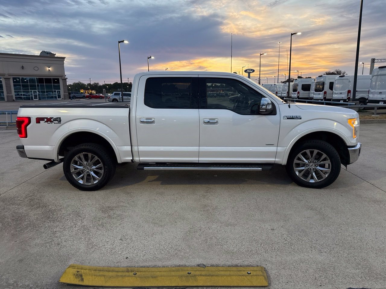 Used 2015 Ford F150 Lariat w/ Equipment Group 502A Luxury AWD/4WD image 17