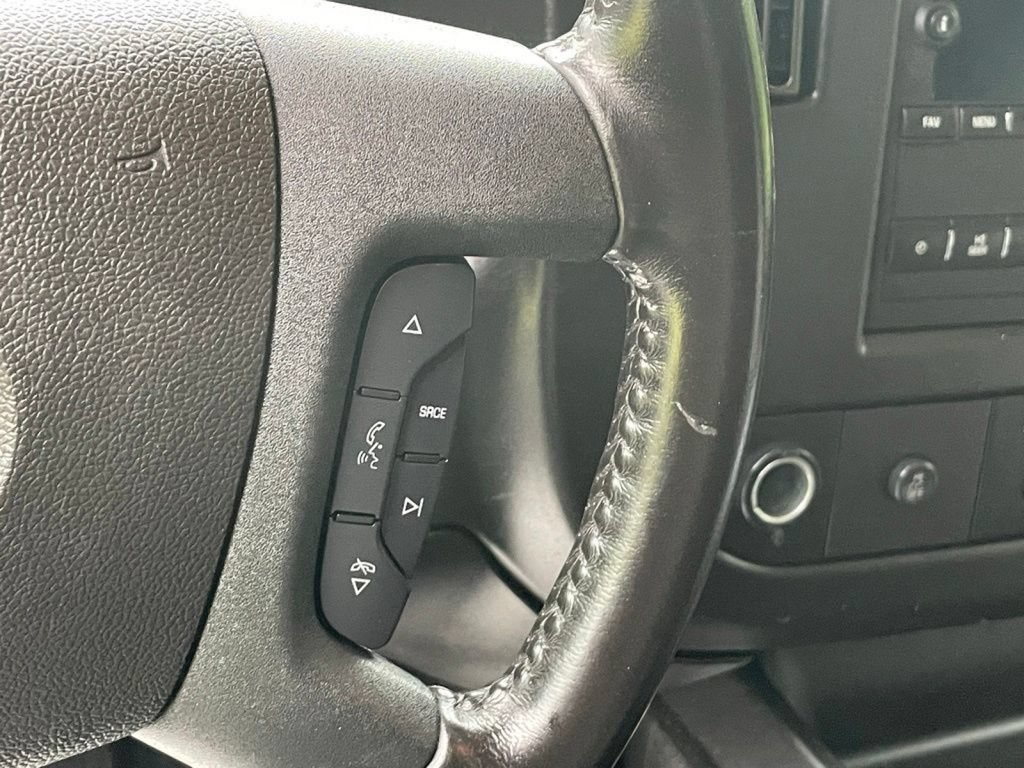 Used 2021 Chevrolet Express 3500 w/ Driver Convenience Package RWD image 29