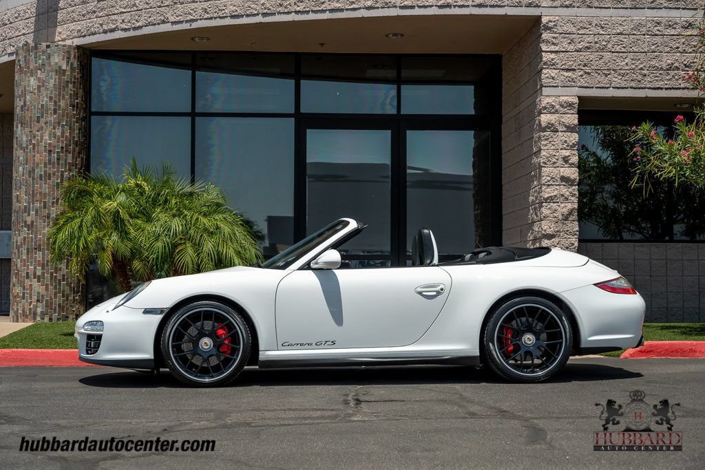 Used 2012 Porsche 911 Cabriolet image 4
