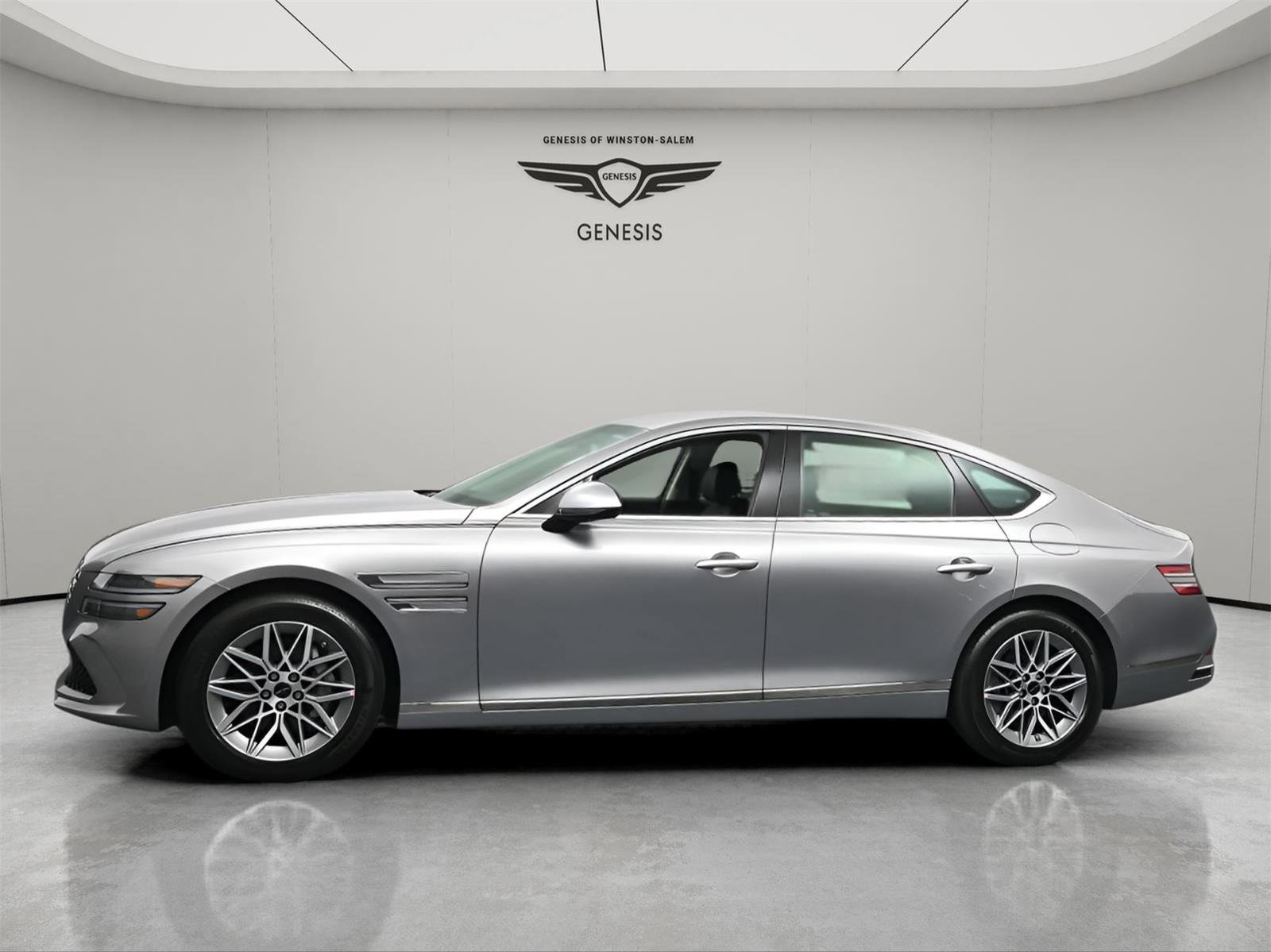 Used 2026 Genesis G80 2.5T AWD/4WD image 3