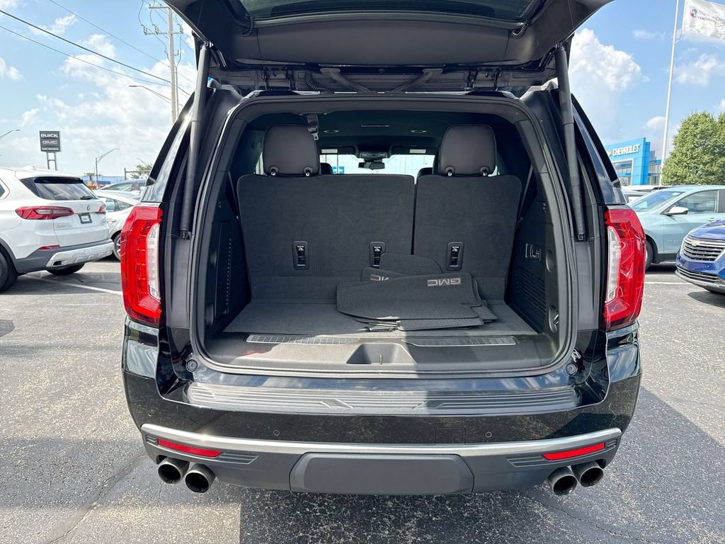 Used 2023 GMC Yukon Denali AWD/4WD image 25