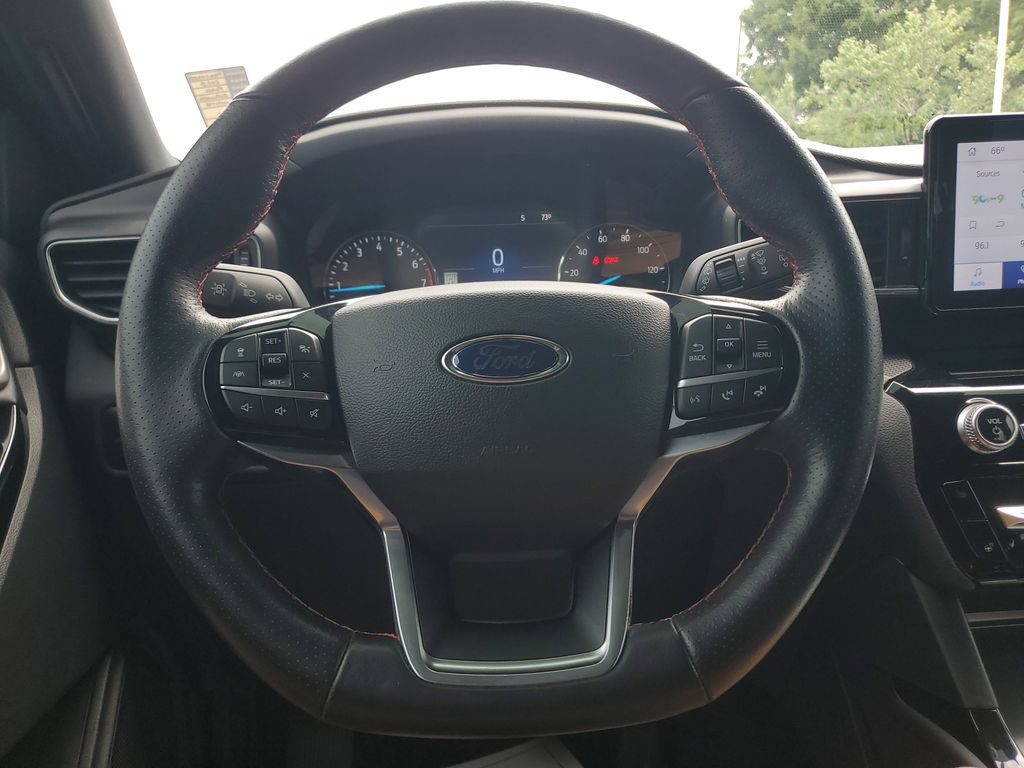 Used 2023 Ford Explorer ST-Line w/ Class IV Trailer Tow Package RWD image 22