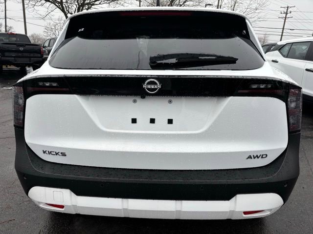 New 2026 Nissan Kicks SV w/ SV Premium Package AWD/4WD image 5
