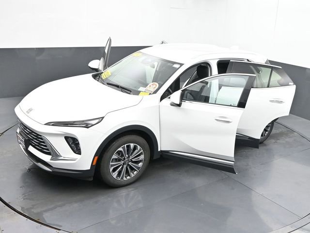 Used 2024 Buick Envision Preferred AWD/4WD image 42