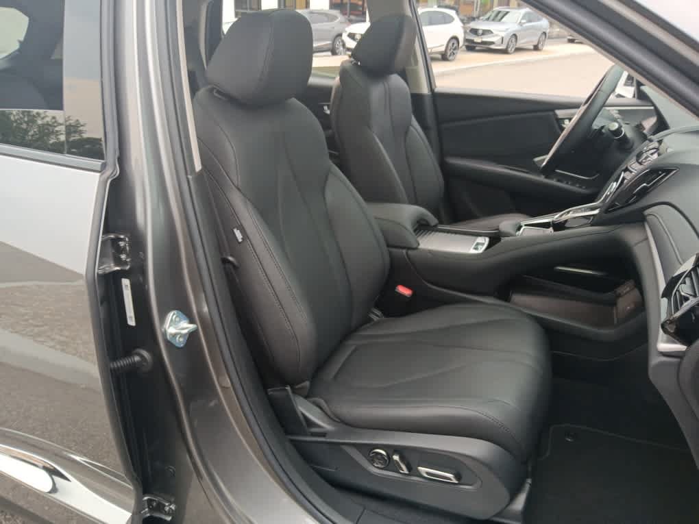 Used 2024 Acura RDX SH-AWD image 17