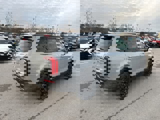 Used 2022 Kia Telluride SX w/ Nightfall Edition Package image 26