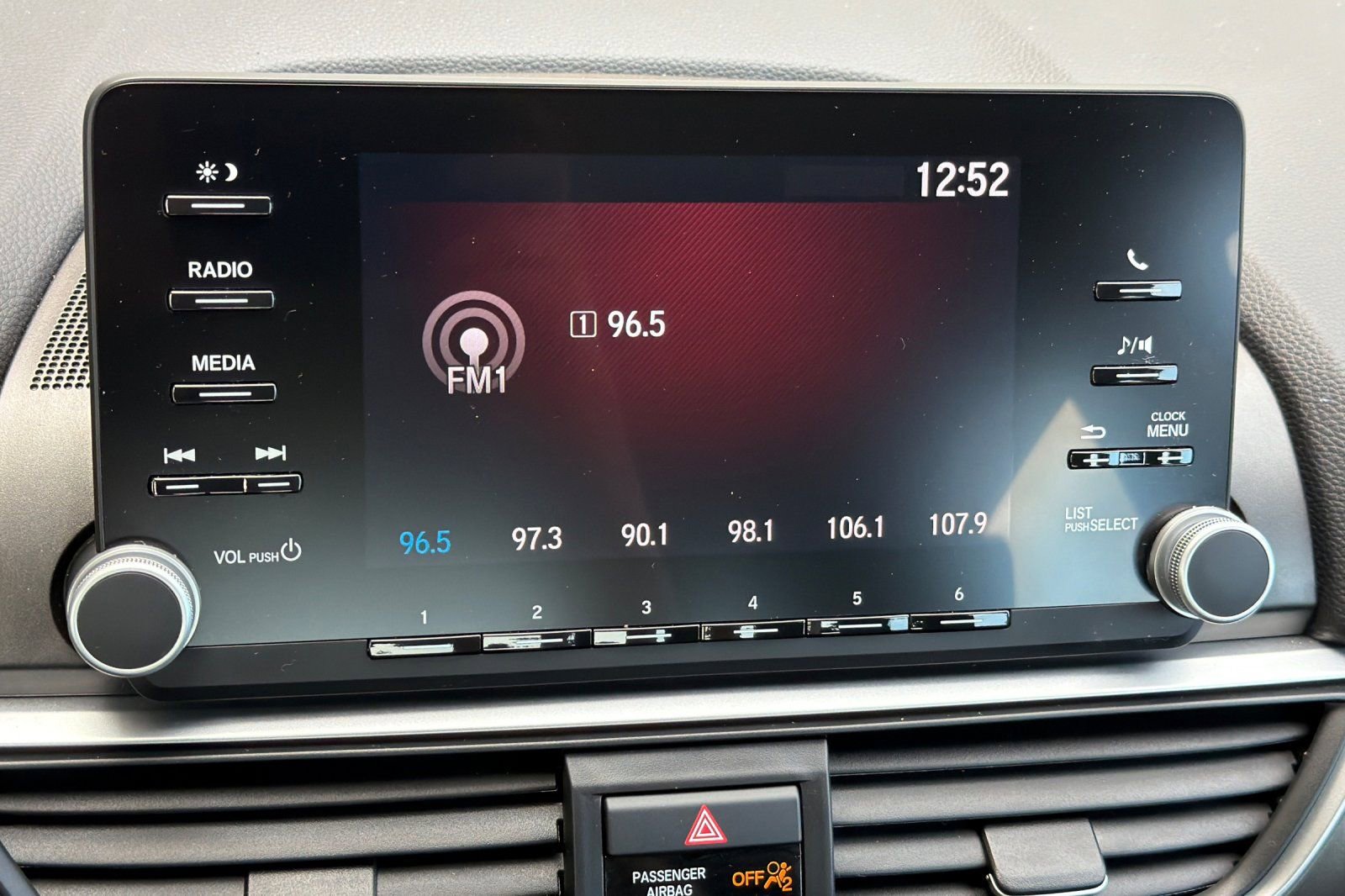 Used 2018 Honda Accord LX image 14