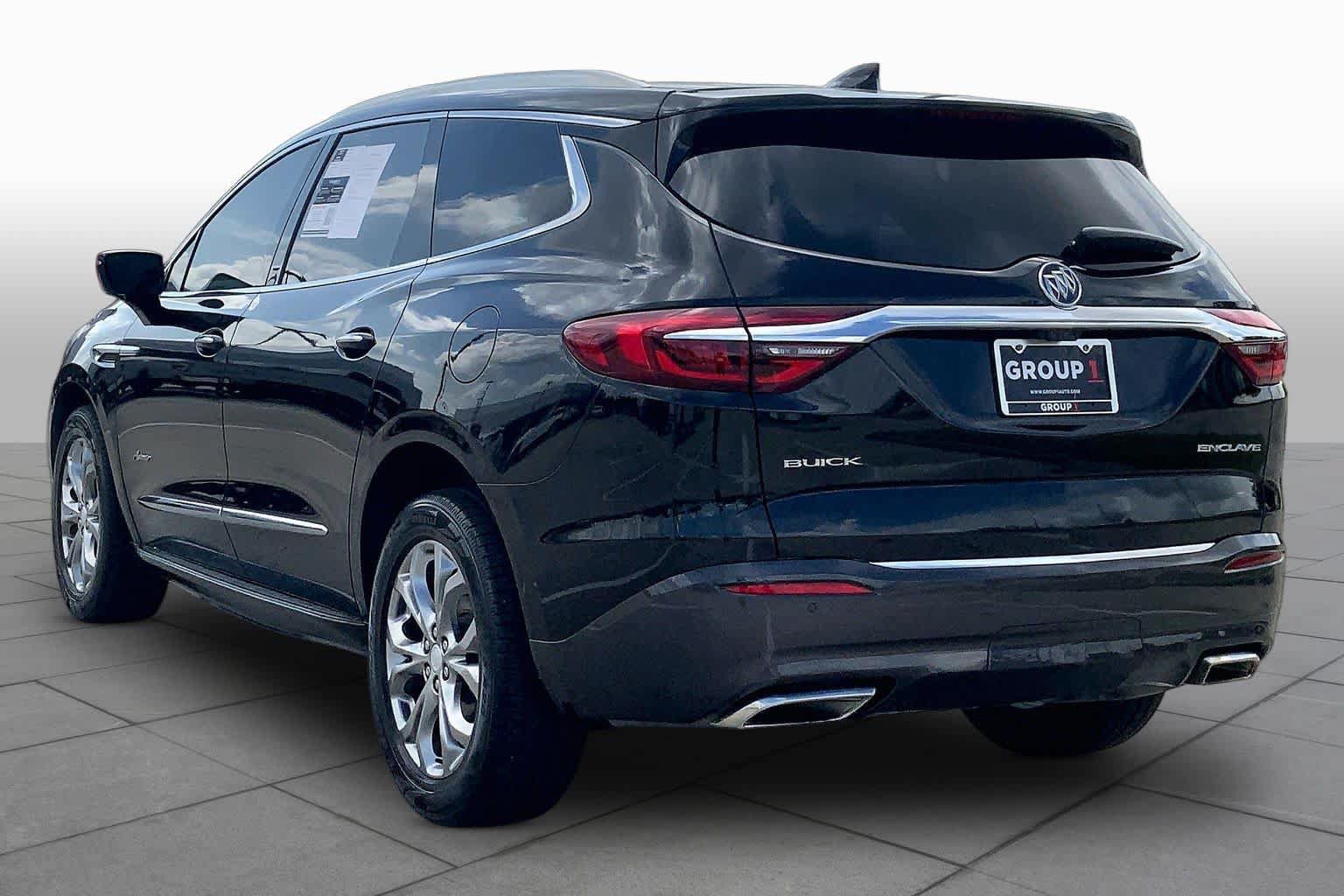 Certified 2018 Buick Enclave Avenir w/ Avenir Technology Package FWD image 12