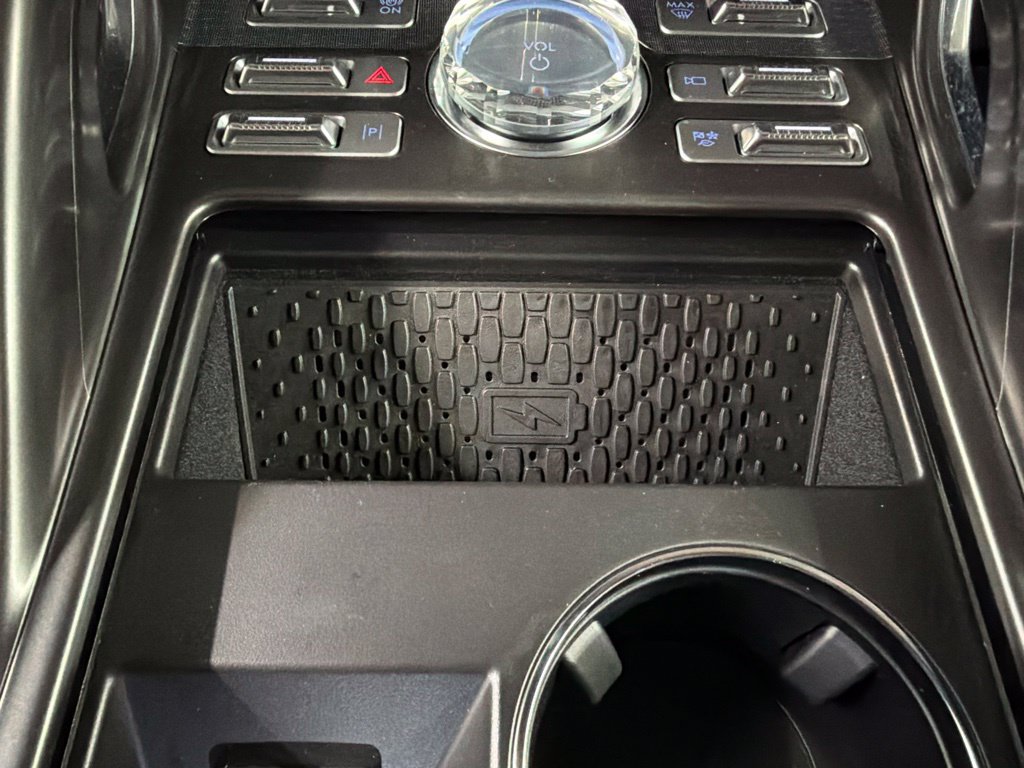 New 2026 Lincoln Nautilus Reserve AWD/4WD image 17