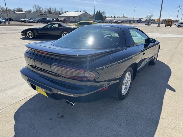 Used 1995 Pontiac Firebird Formula RWD image 8