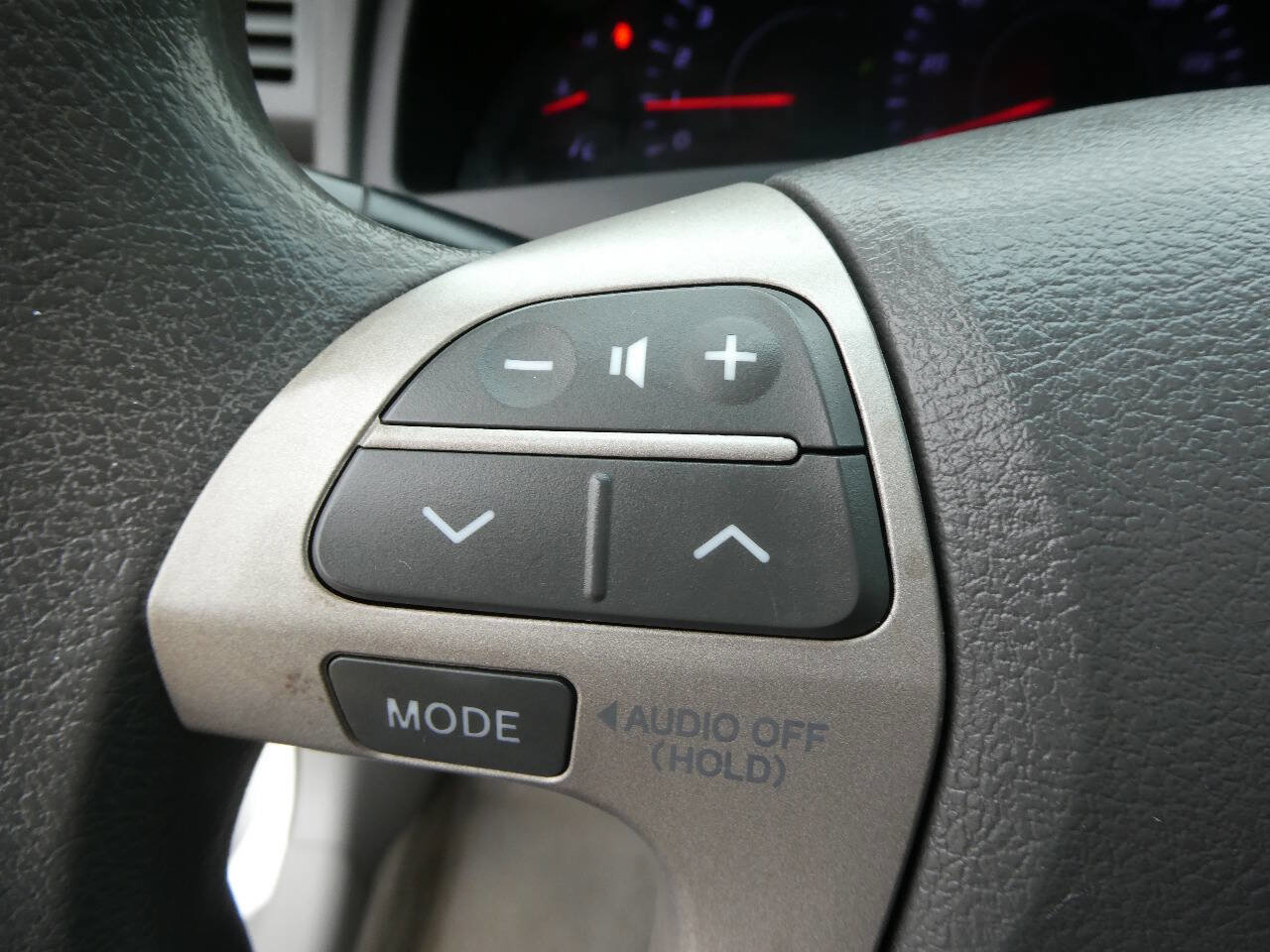 Used 2011 Toyota Camry LE w/ LE Extra-Value Pkg image 12