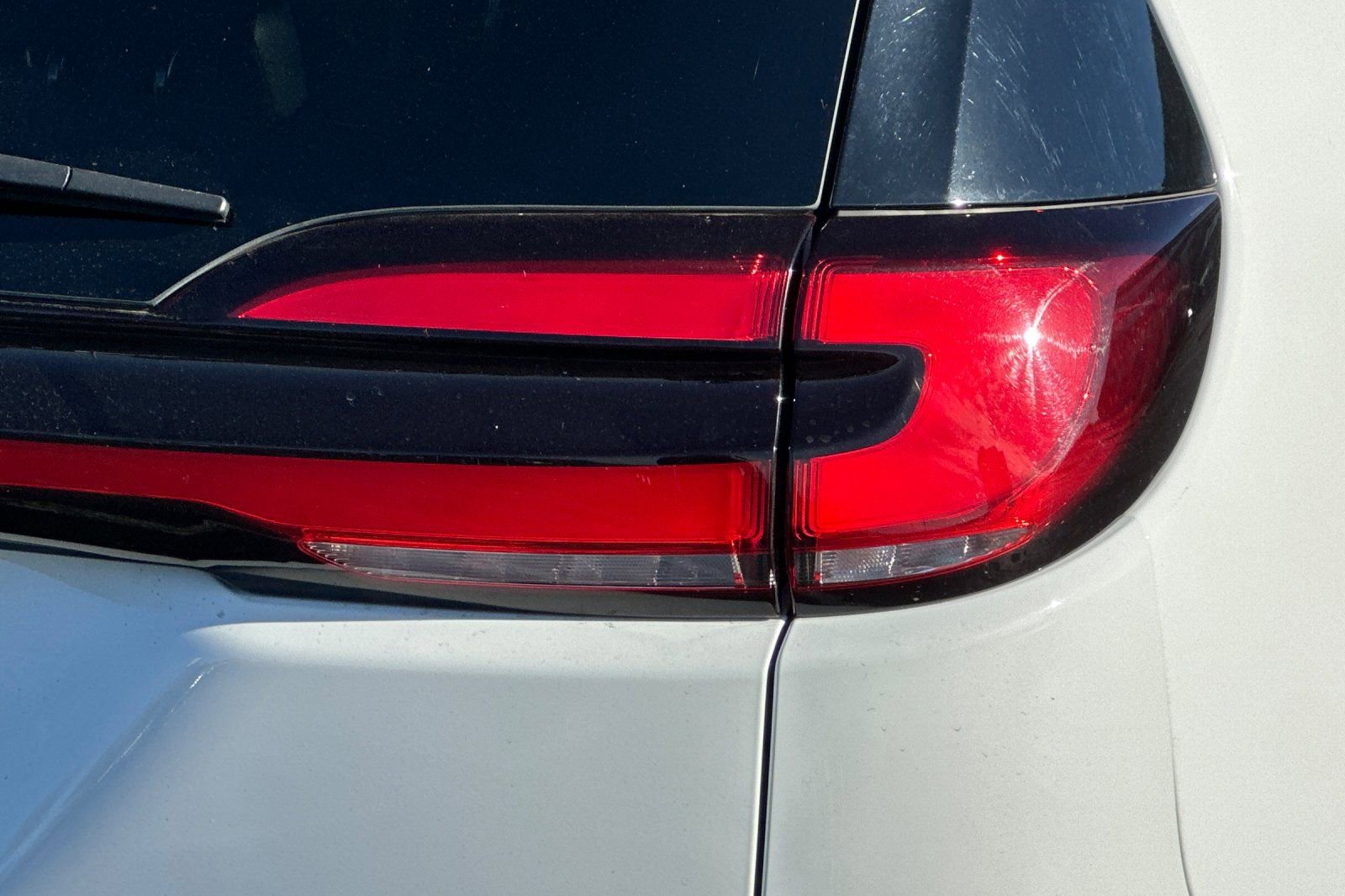 Used 2022 Chrysler Pacifica Touring-L image 48