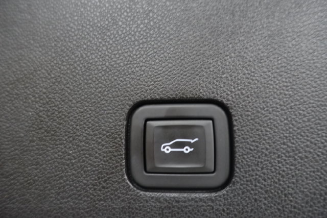 Used 2024 Cadillac XT6 Luxury w/ LPO, Floor Liner Package AWD/4WD image 24