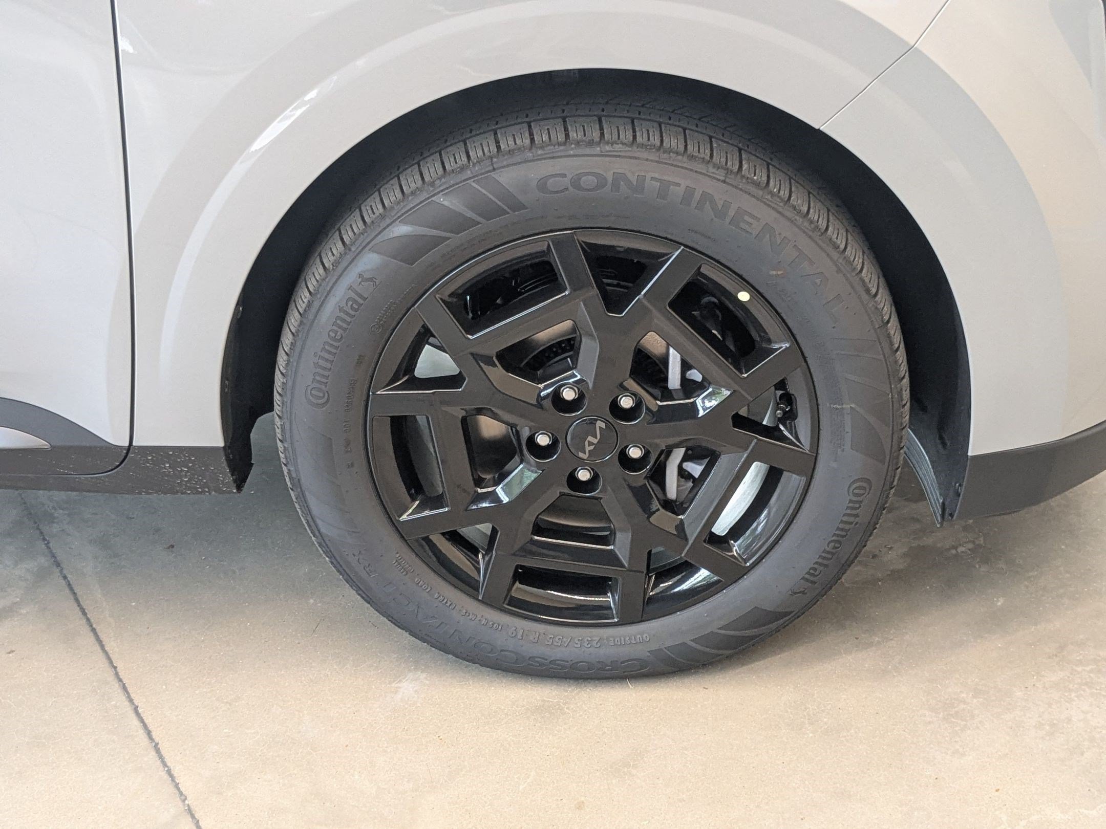 New 2027 Kia Carnival EX w/ Dark Edition Package FWD image 7