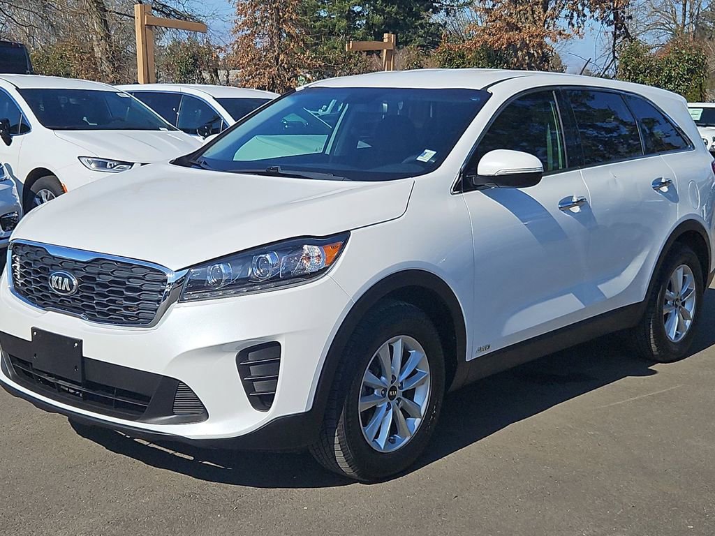 Used 2020 Kia Sorento AWD V6 image 3