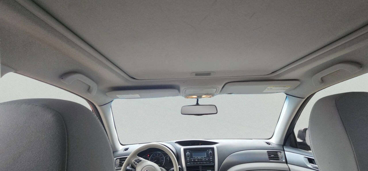 Used 2012 Subaru Forester 2.5X Premium w/ Popular Pkg 3 image 9