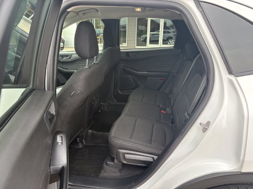 Used 2024 Ford Escape Active AWD/4WD image 12
