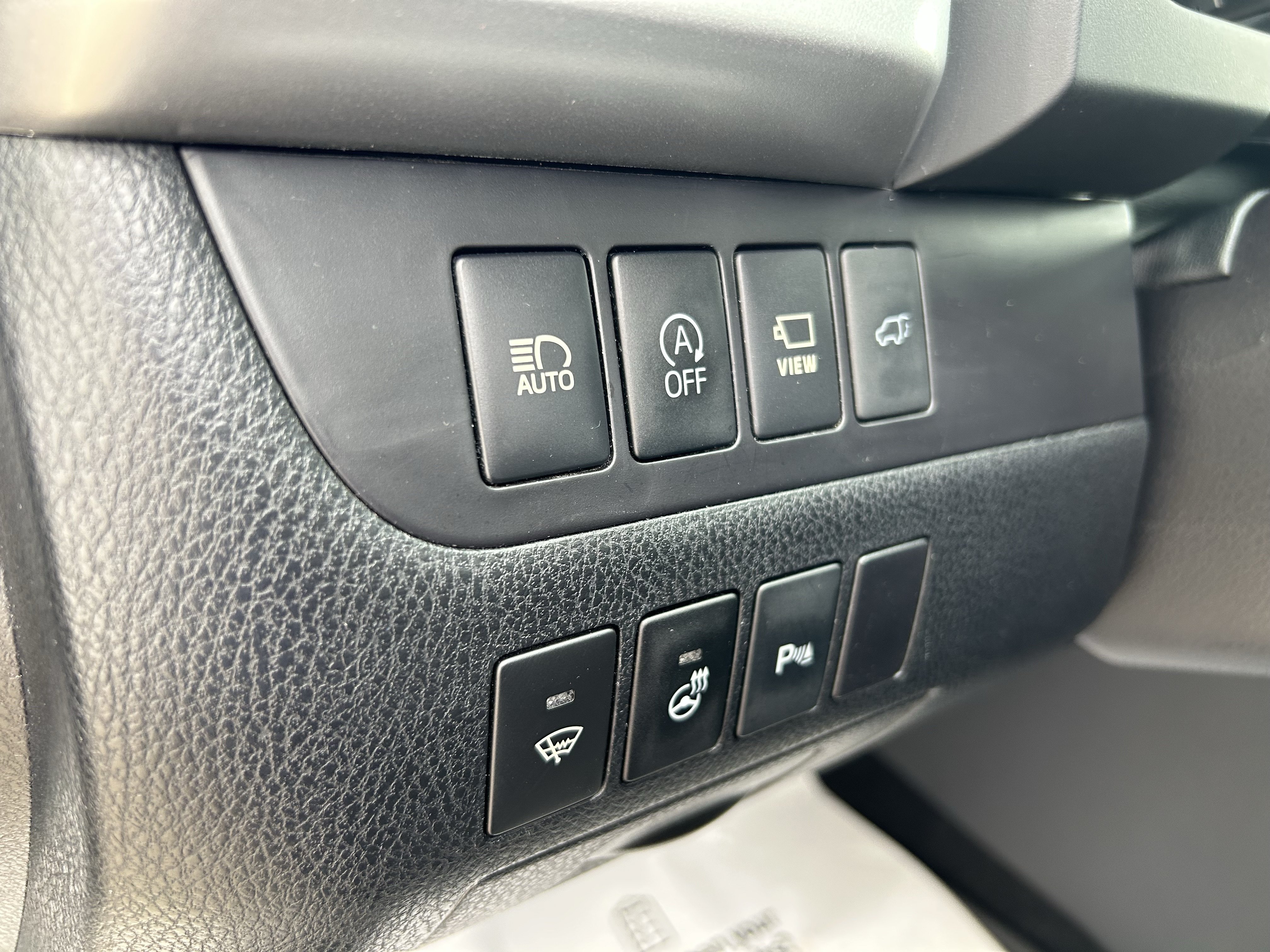 Used 2017 Toyota Highlander Limited Platinum AWD/4WD image 9