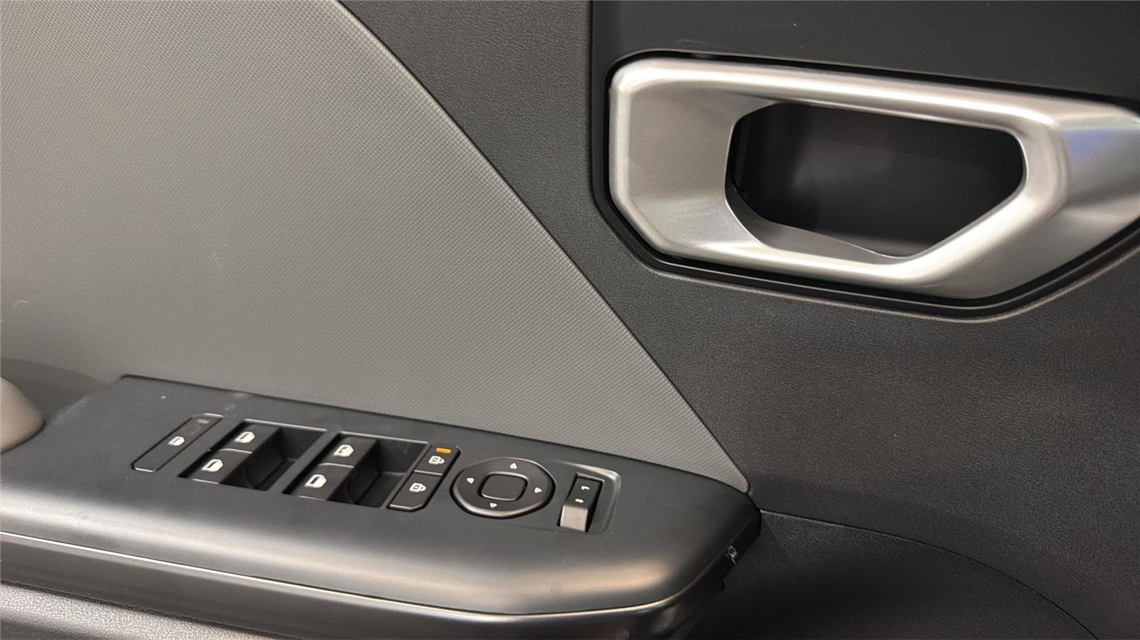 New 2026 Kia K4 FWD image 23