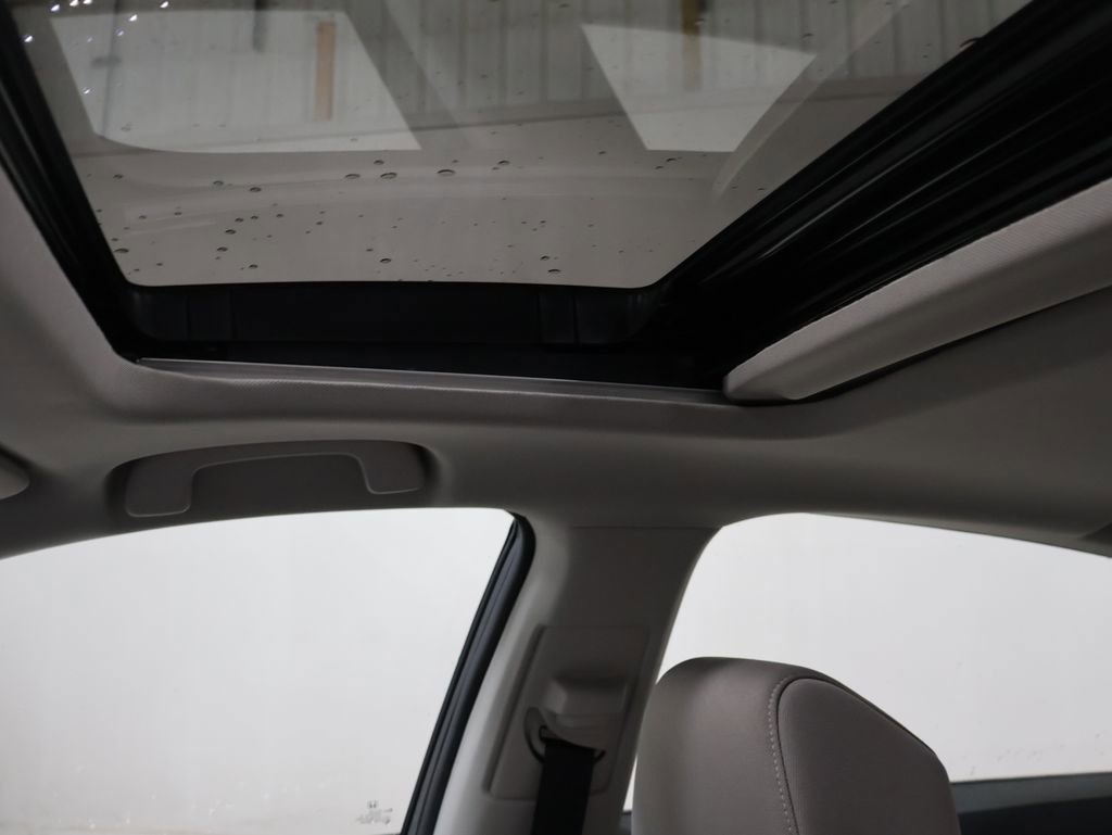 New 2025 Honda Accord SE image 31