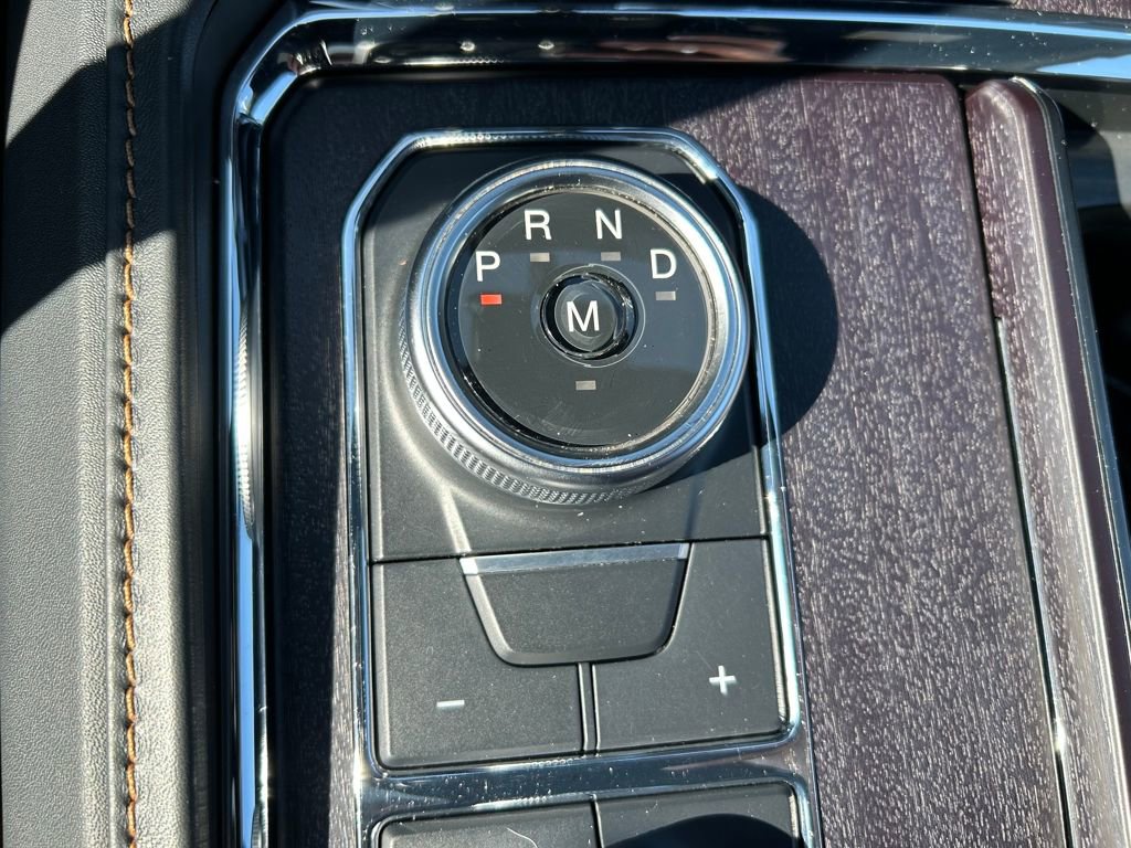 Used 2023 Ford Expedition Platinum image 15