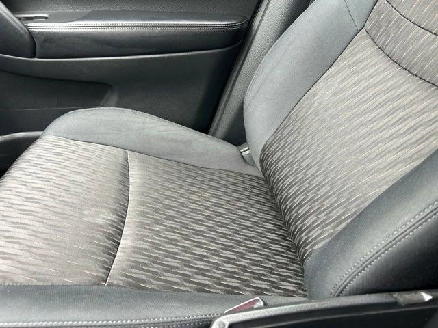 Used 2019 Nissan Rogue AWD image 39