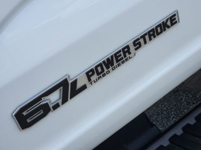 Used 2024 Ford F350 Lariat w/ Sport Appearance Package image 9