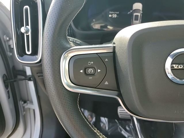 Used 2021 Volvo XC40 P8 Recharge w/ Advanced Package image 18