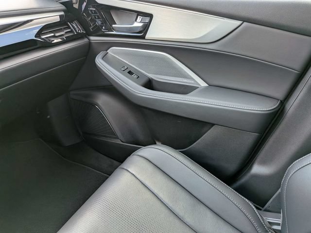 Certified 2026 Acura MDX w/ Technology Package FWD image 19