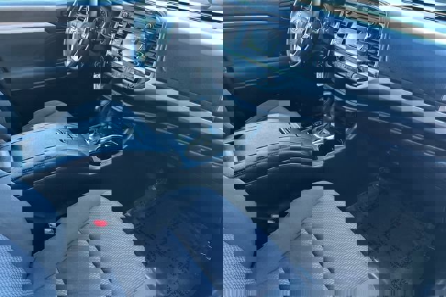 Used 2019 Toyota Highlander LE image 19