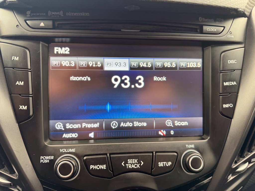 Used 2016 Hyundai Veloster Turbo FWD image 29