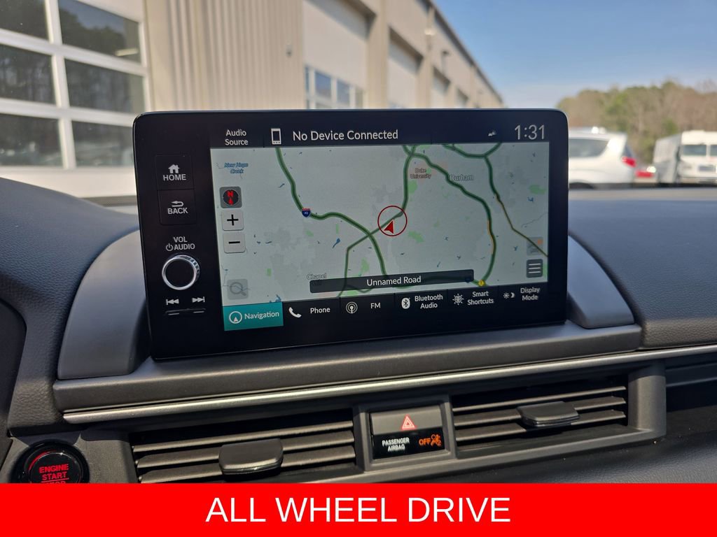 Used 2024 Honda Pilot Touring image 23