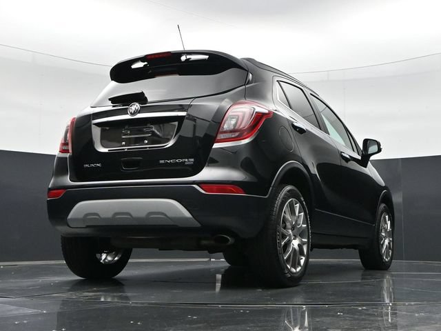 Used 2017 Buick Encore Sport Touring AWD/4WD image 40
