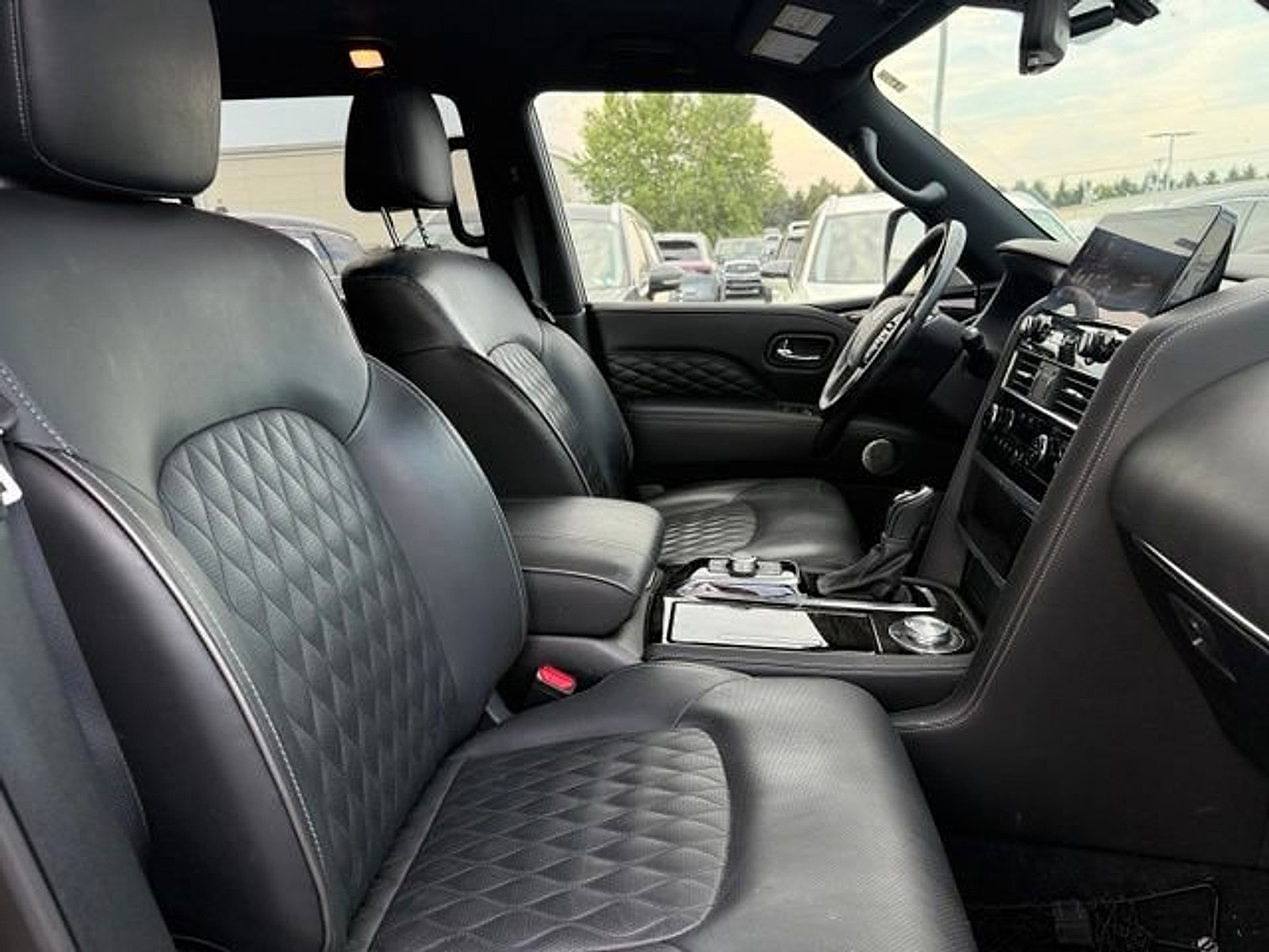 Certified 2024 INFINITI QX80 Sensory w/ Cargo Package AWD/4WD image 26
