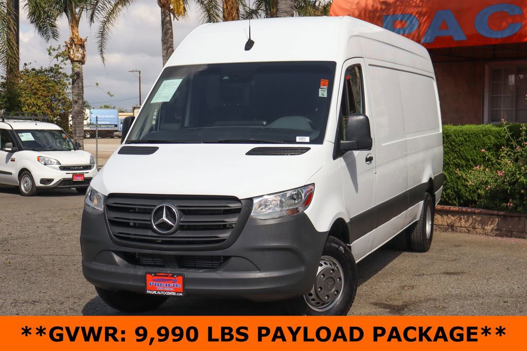 Used 2021 Mercedes-Benz Sprinter 3500 image 4