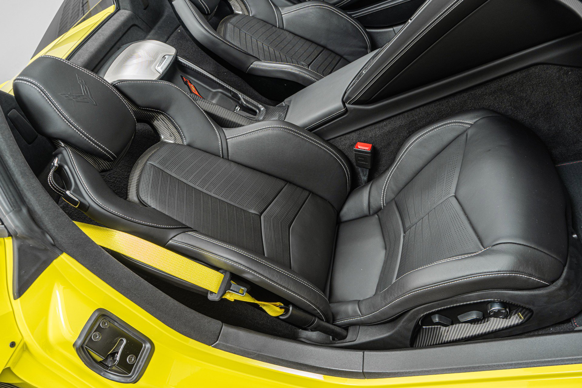 Used 2020 Chevrolet Corvette Stingray Premium Conv w/ 3LT Preferred Equipment Group RWD image 25