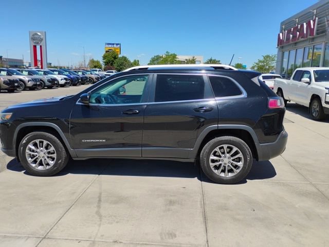 Used 2019 Jeep Cherokee Latitude Plus AWD/4WD image 8