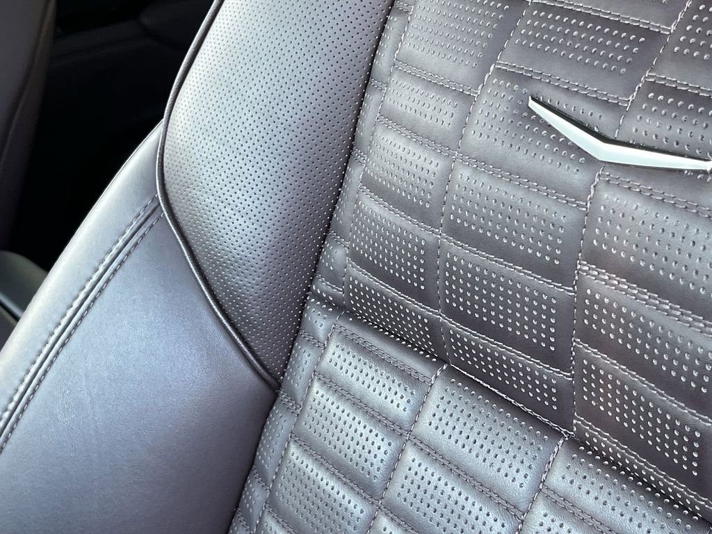 Used 2023 Cadillac Escalade Premium Luxury Platinum image 38