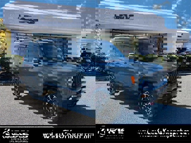 Used 2016 Jeep Renegade Trailhawk image 7