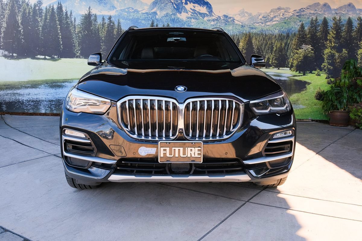 Used 2021 BMW X5 xDrive45e w/ Premium Package 2 AWD/4WD image 2
