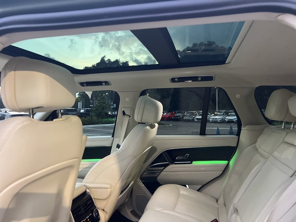 Used 2023 Land Rover Range Rover SE image 58