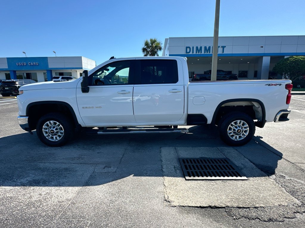 Used 2025 Chevrolet Silverado 2500 LT w/ Convenience Package AWD/4WD image 8
