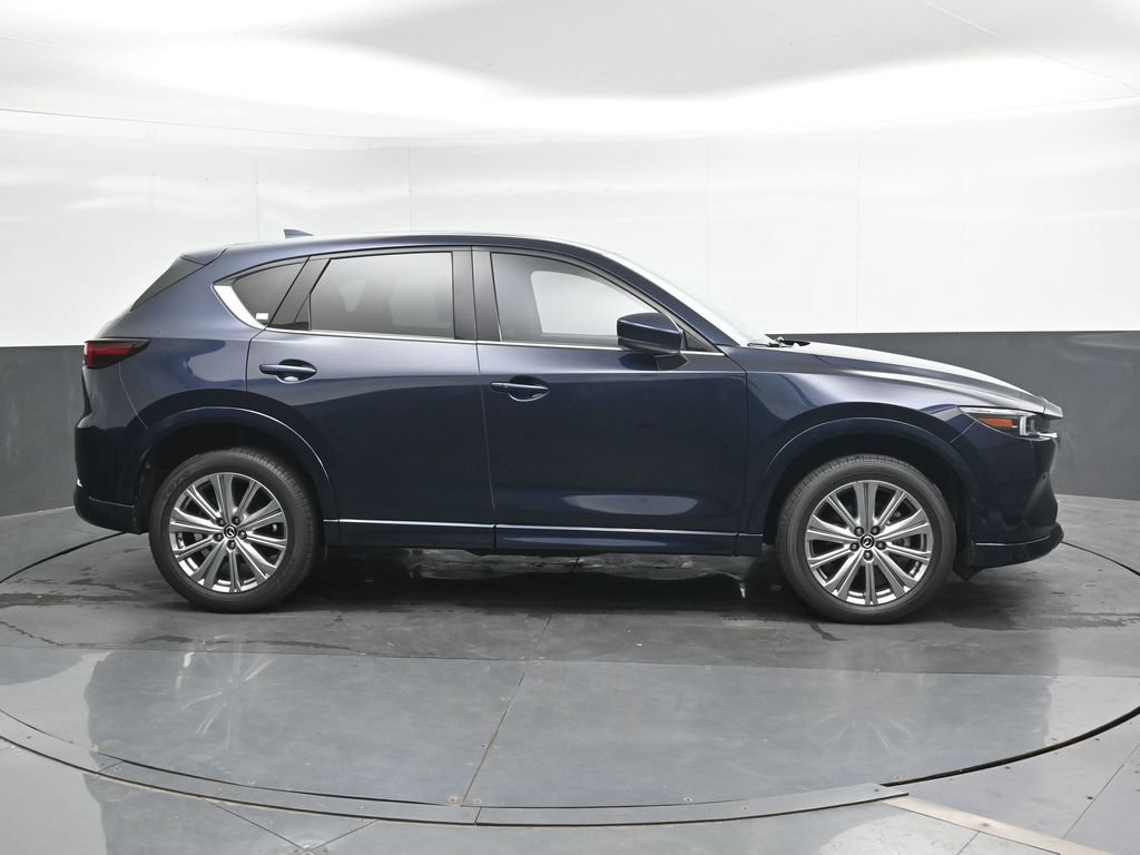 Used 2023 MAZDA CX-5 Signature AWD/4WD image 4